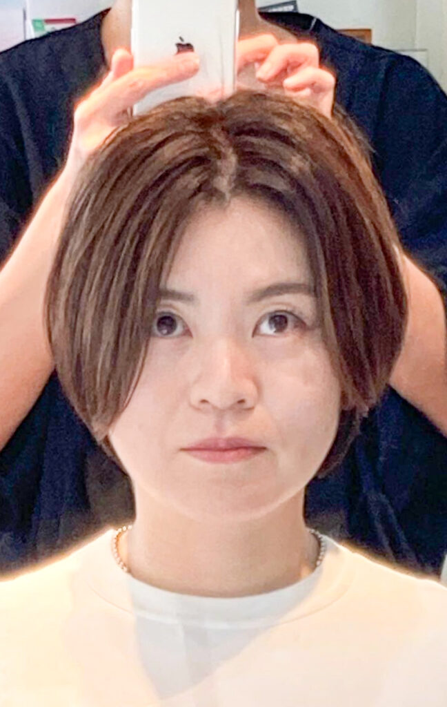 グラデーションボブヘアスタイルの正面