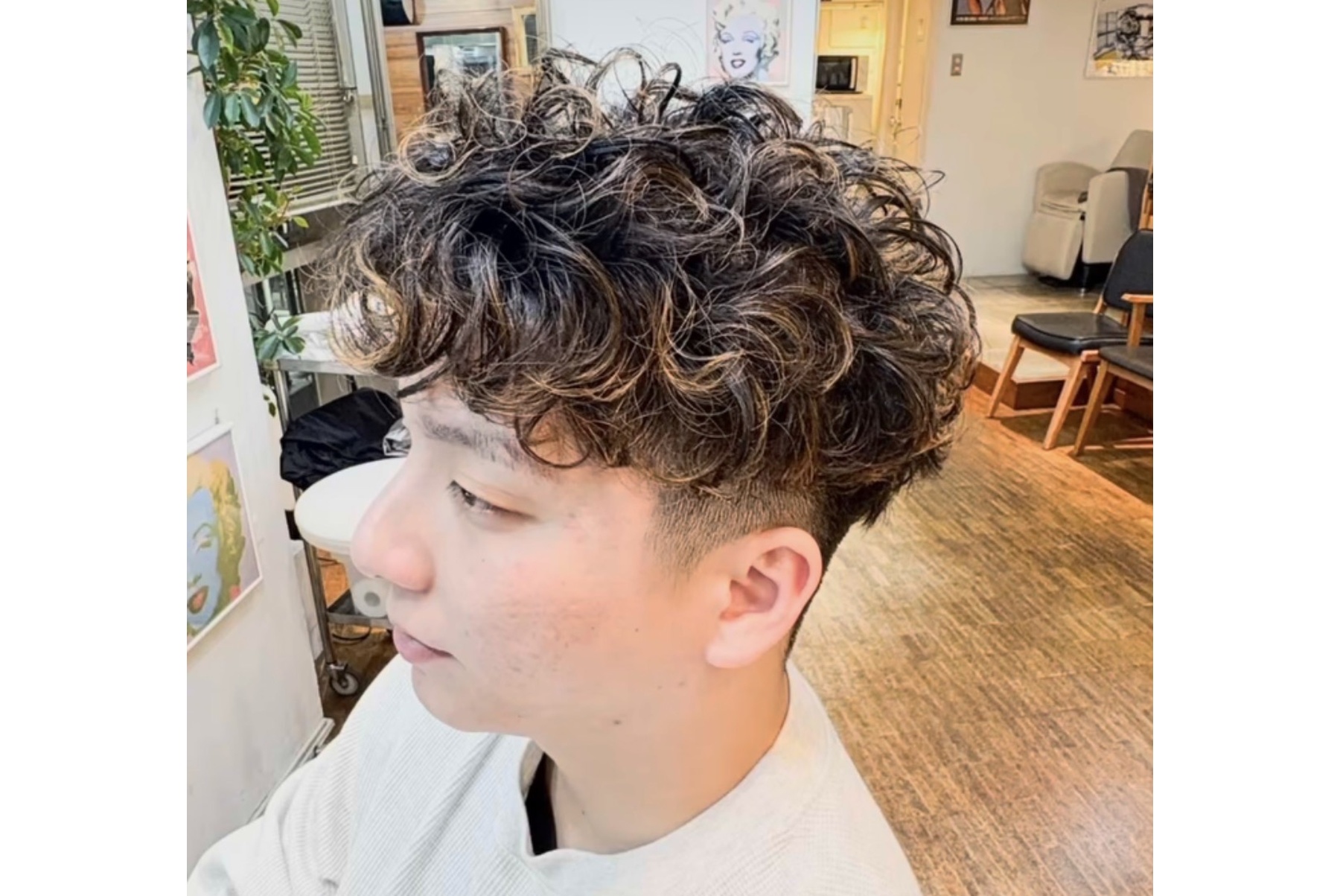 メンズスペインカール+ダブルカラーの写真 恵比寿の美容室Arcoirisのメンズヘアスタイル