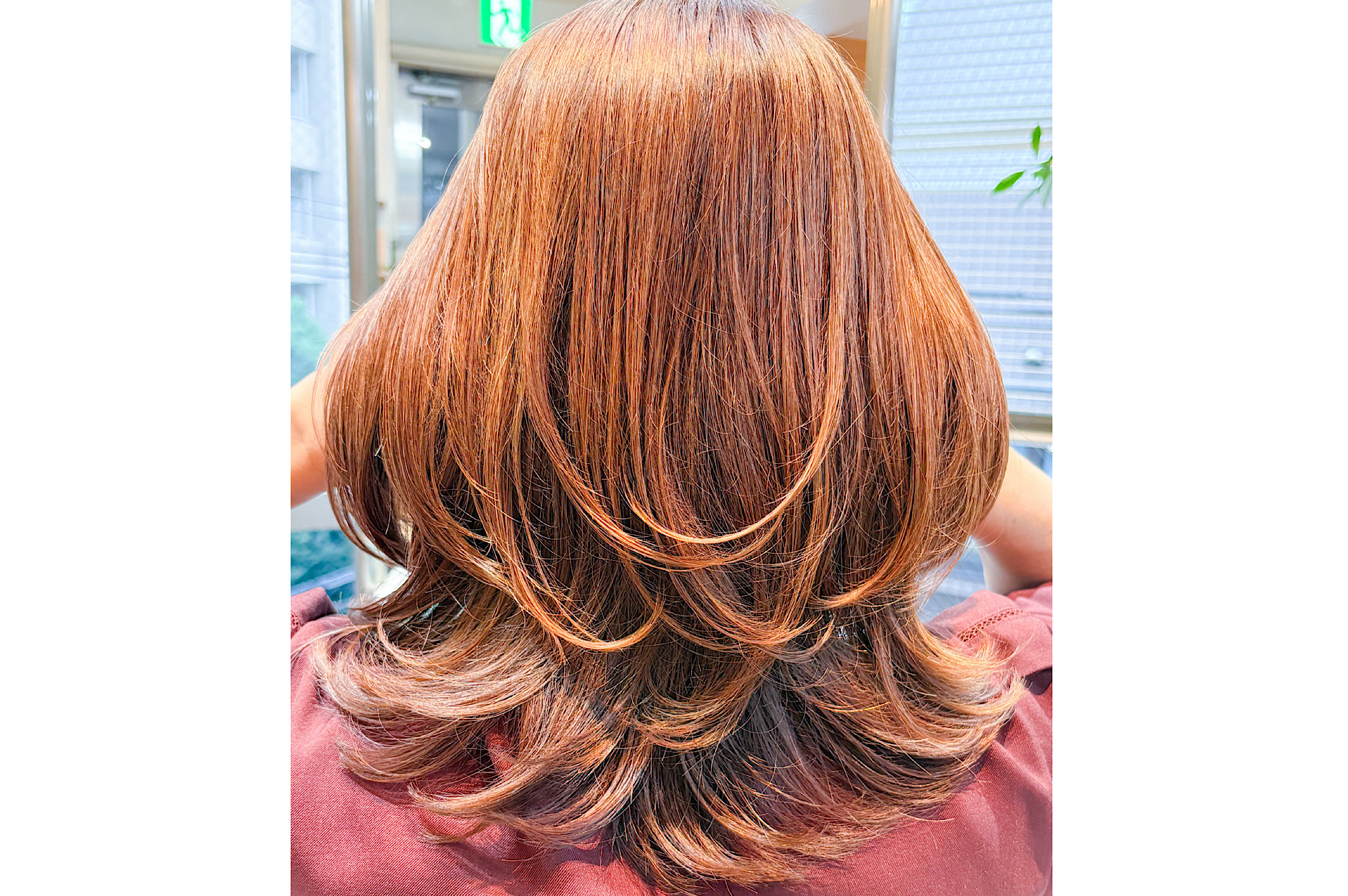 60代女性 ロングレイヤー×ストレートデジタル ×ヘアカラー